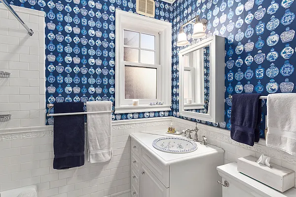 Sold by Corcoran | media 6