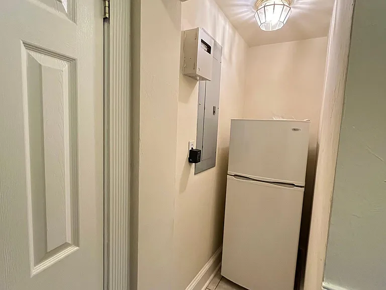 714 Basin St — Photo 5