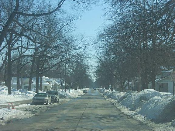 4th image of 1968 Hoyt St