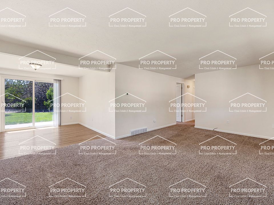 1st image of 706 W 47th St