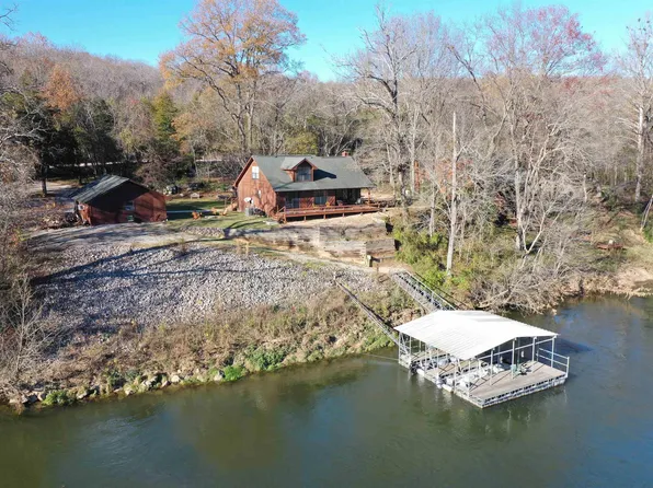 936 Riverside Dr, Flippin, AR 72634