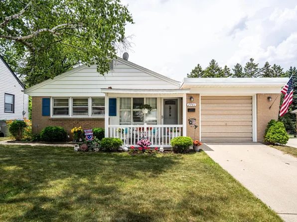 2941 South 56th STREET, Milwaukee, WI 53219
