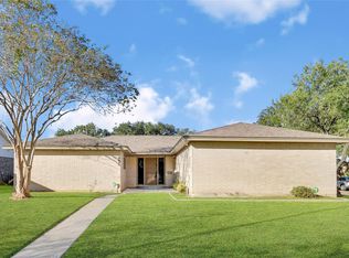 8802 Tanager St, Houston, TX 77036