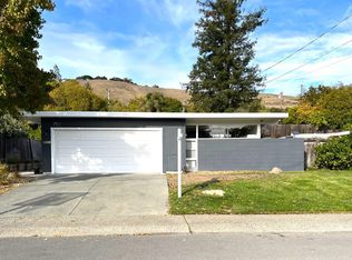 752 Penny Royal Ln, San Rafael, CA 94903