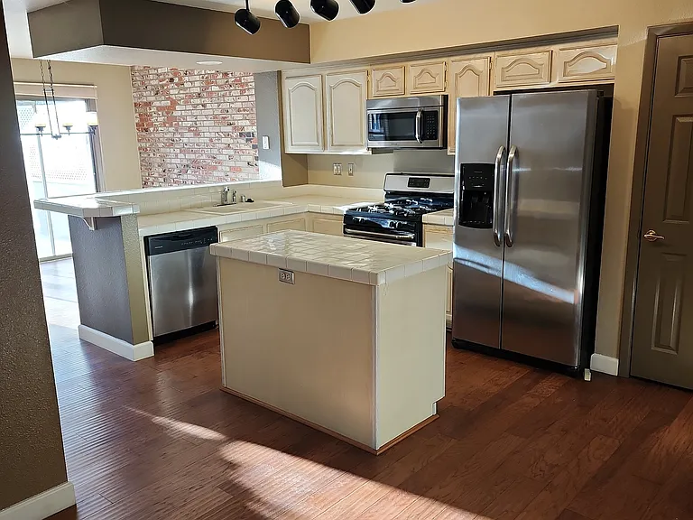 2657 Seashore Dr #1 — Photo 15