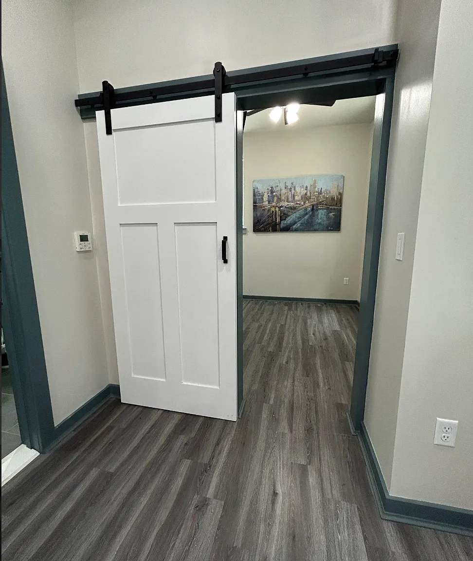1 bed, 800 sqft, $1,200 — Photo 3