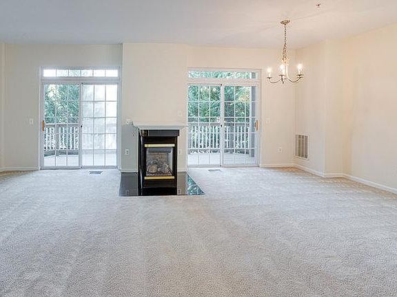 2nd image of 1832 Cedar Cove Way Unit 101