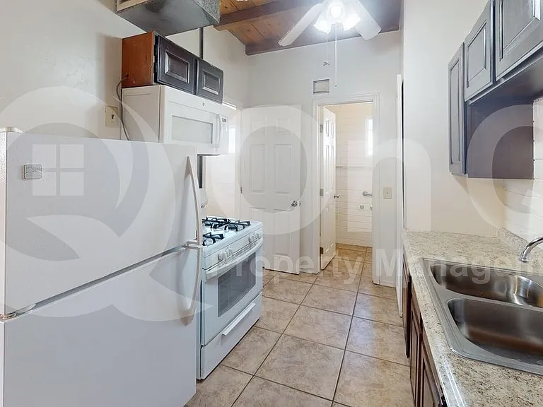 3566 E Kleindale Rd #D — Photo 4