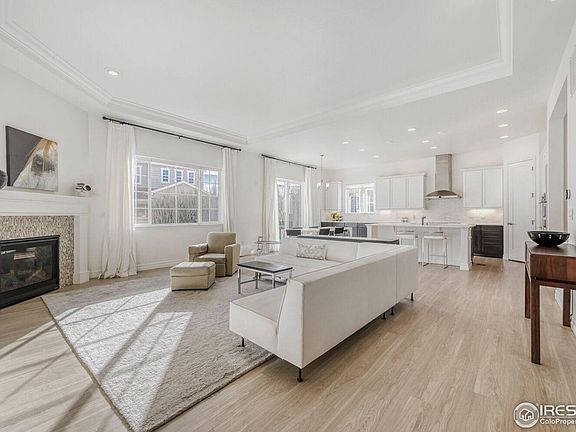 3rd image of 212 Western Sky Cir