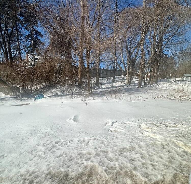 1st image of L-30 Broadway