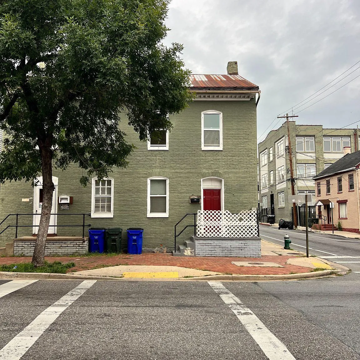 2 bed, 1.0 bath, 1440 sqft, $1,450 — Photo 1