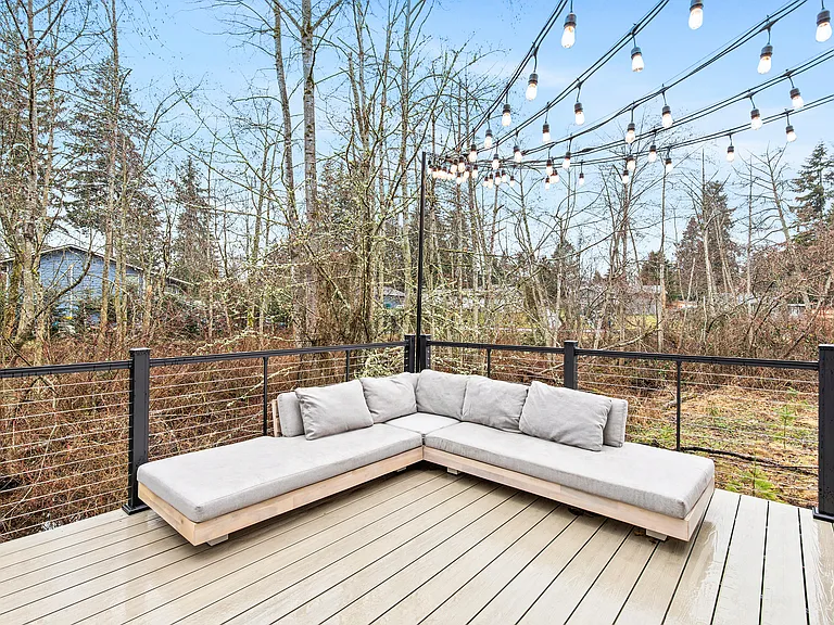 10104 Dakota Way — Photo 45