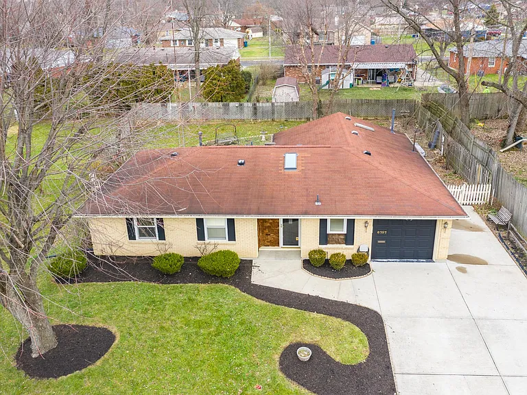 6757 Summerdale Dr — Photo 43