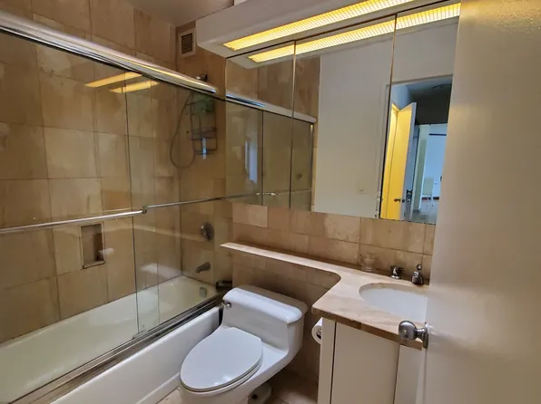 415 East 37th Street image 7 of 26