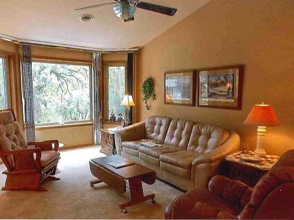 2nd image of 509 6th Ave W APT 212