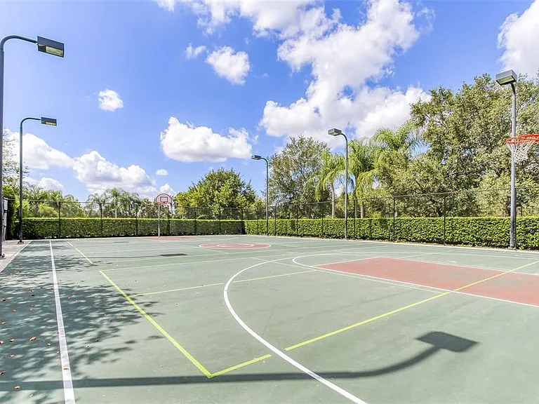 11830 Delfina Ln — Photo 34