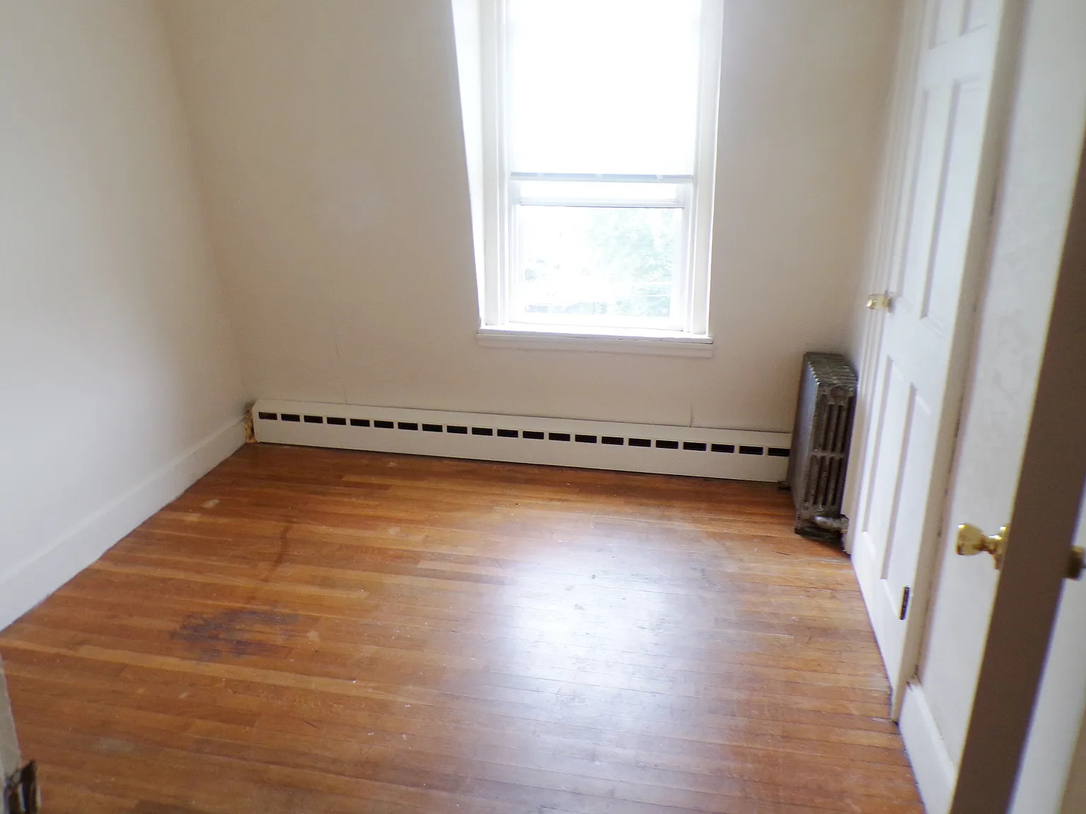 2 bed, 800 sqft, $1,800 — Photo 4