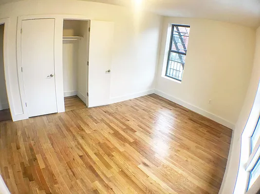 Rented by Lang Realty LLC | media 23