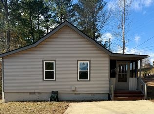 5569 Cave Springs Rd, Douglasville, GA 30134