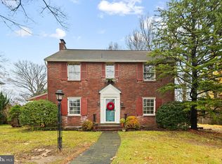 35 Colonial Ridge Dr, Haddonfield, NJ 08033