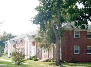 1160 Whitney Ave, Hamden, CT 06517