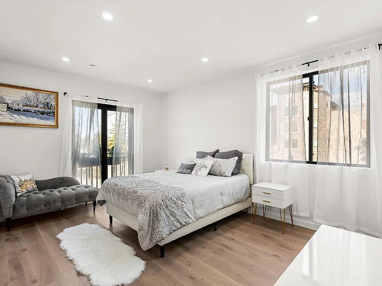 908 Woodside Rd — Photo 5
