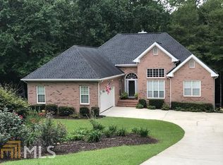 198 Lake Hampton Dr, Hampton, GA 30228