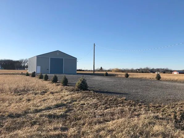 3175 E Brunswick Rd, Beecher, IL 60401