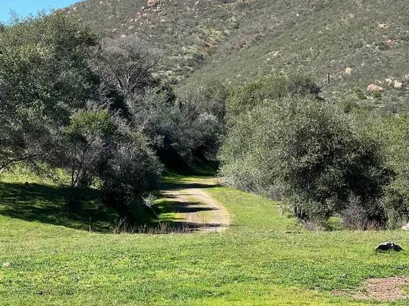 1900 Heiser Canyon Rd, Copperopolis, CA 95228