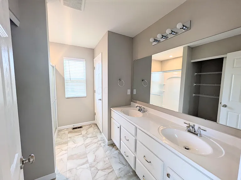 9013 Hawk Hill Way — Photo 21