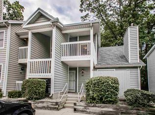 1420 N Oakhill Dr, South Bend, IN 46637