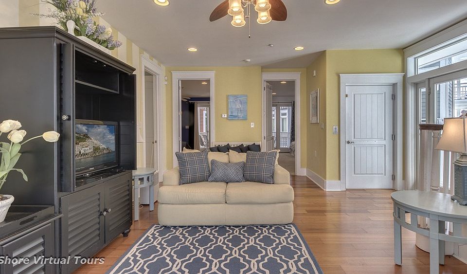 433 E Nashville Ave, Wildwood Crest, NJ 08260 | Zillow