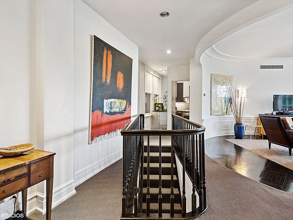 3rd image of 3314 N Lake Shore Dr #3B-2A