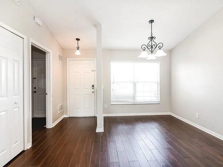 12131 Goldenstar Ln — Photo 5