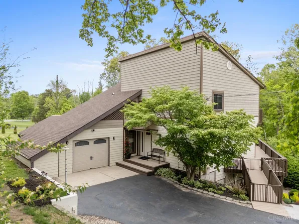 7652 Terraqua Dr, West Chester, OH 45241