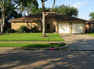 314 Forest Hills Dr, League City, TX 77573