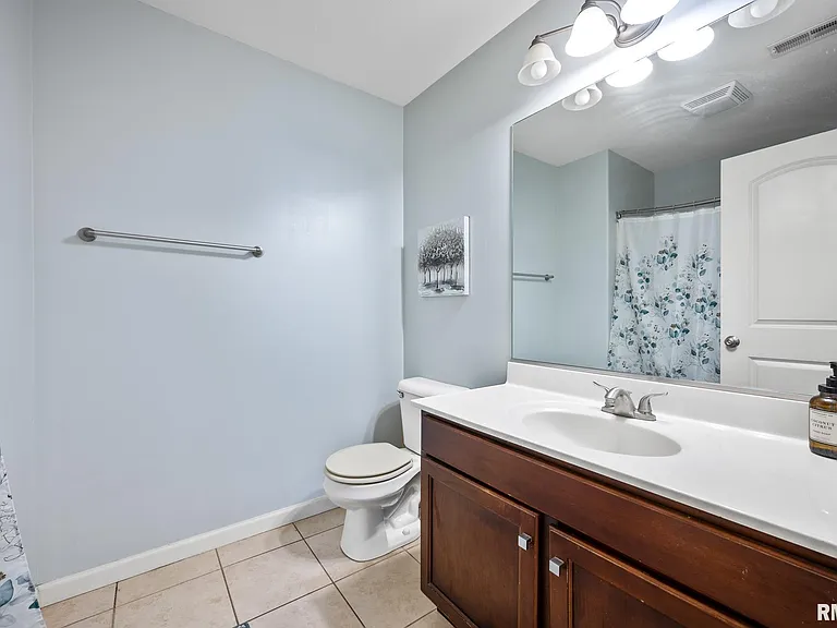 2321 W Kenfield Ct — Photo 21