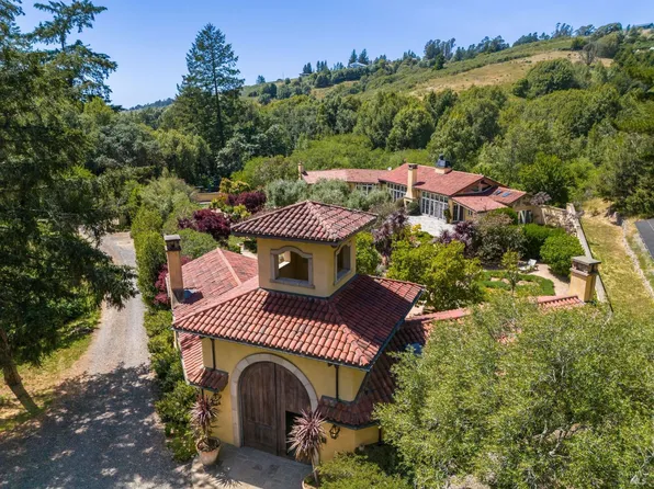 11018 Moonshine Road, Sebastopol, CA 95472