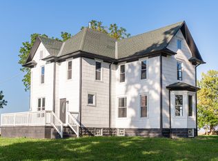 1306 Whitney Rd, Amboy, IL 61310