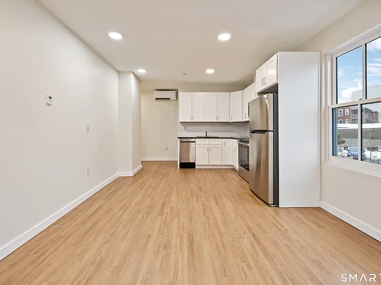 1355 Main St #302 — Photo 12