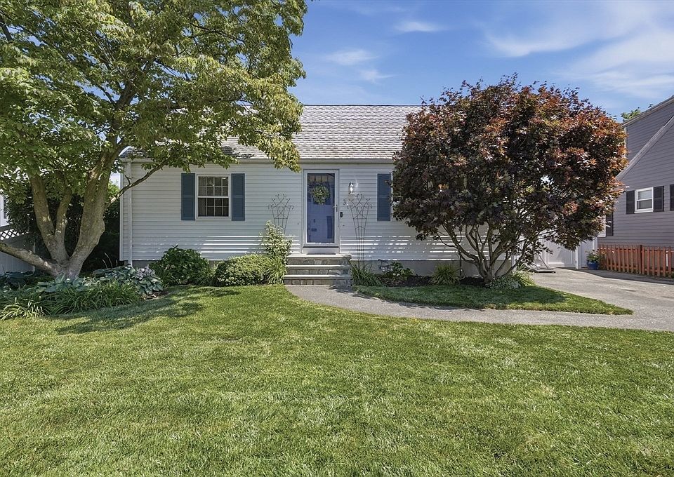 1st image of 3 Washington Pl