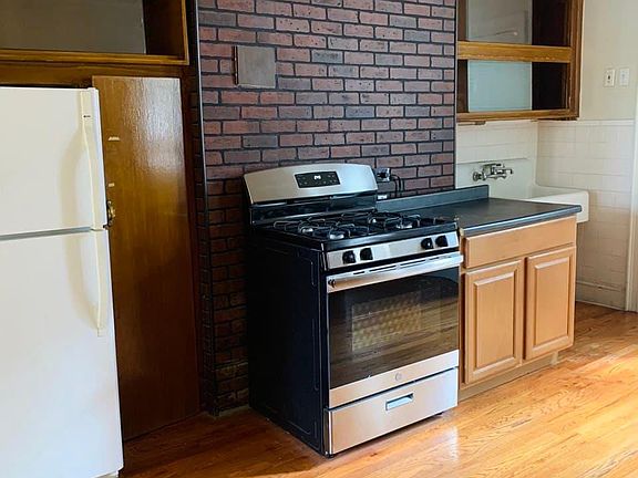 Kitchen with new range