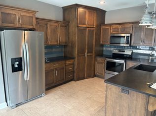 5911 N London Ave, Kansas City, MO 64151