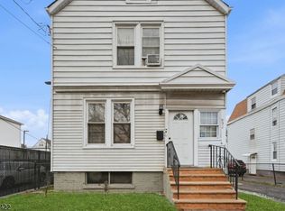 971 Grove St, Irvington, NJ