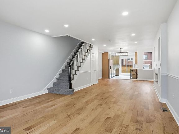 3rd image of 7413 Sommers Rd