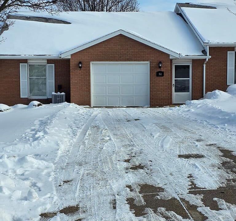 1st image of 961 Avalon Dr