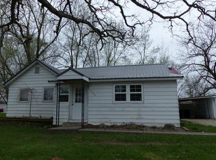 1136 Harrison St, Walkerton, IN 46574