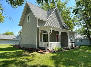 803 E Court Ave, Winterset, IA 50273