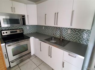 806 SW 7th Ter #1-2, Hallandale, FL 33009