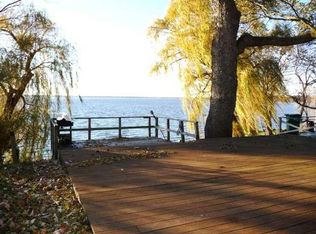 N1109 Vinnie Ha Ha Rd, Fort Atkinson, WI 53538